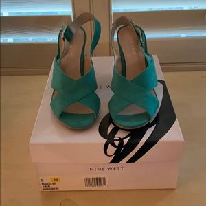 NEW Nine West Green Suede High-Heeled Sandal